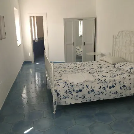 Casa Scialli Vietri